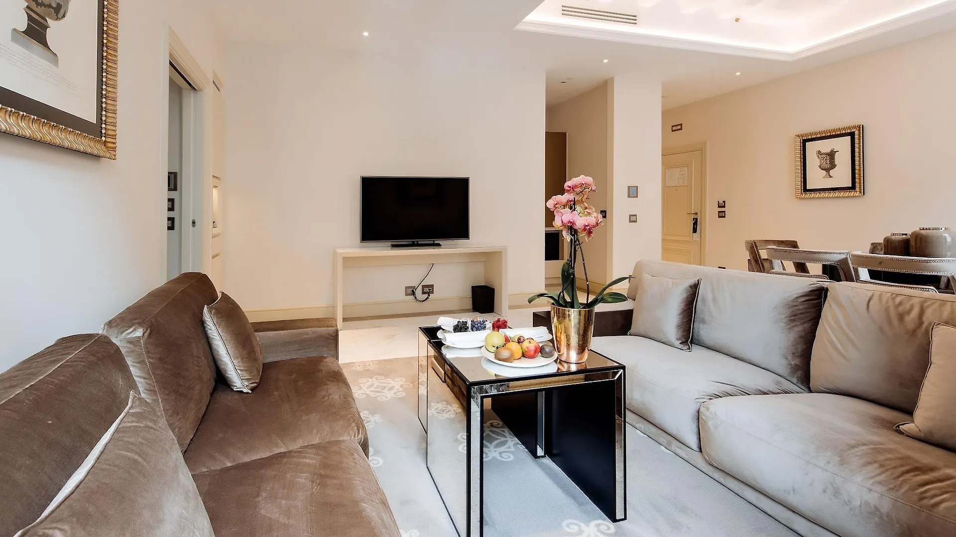 Hotel Aleph Rome Hotel, Curio Collection By Hilton