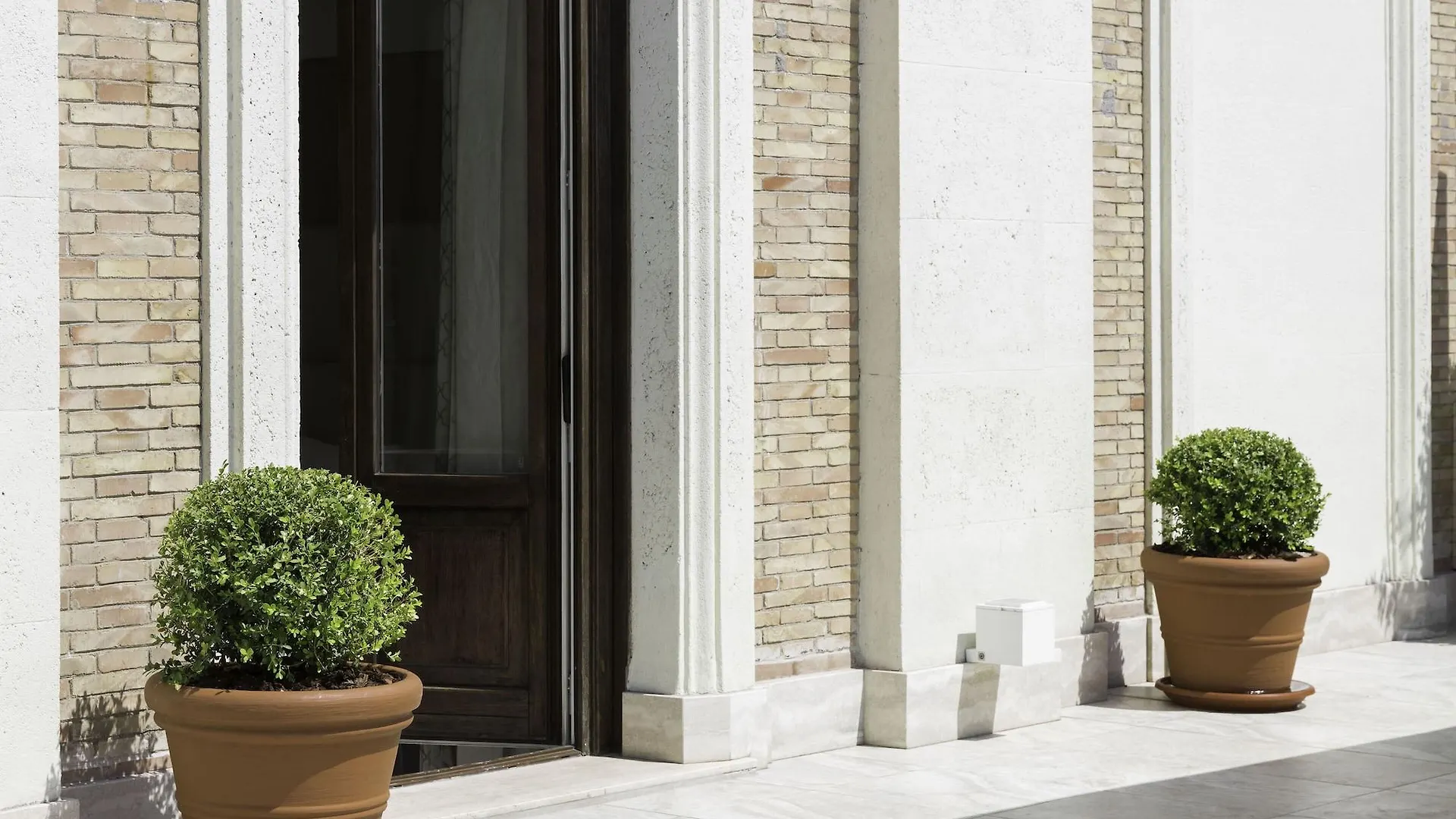 Aleph Rome Hotel, Curio Collection By Hilton
