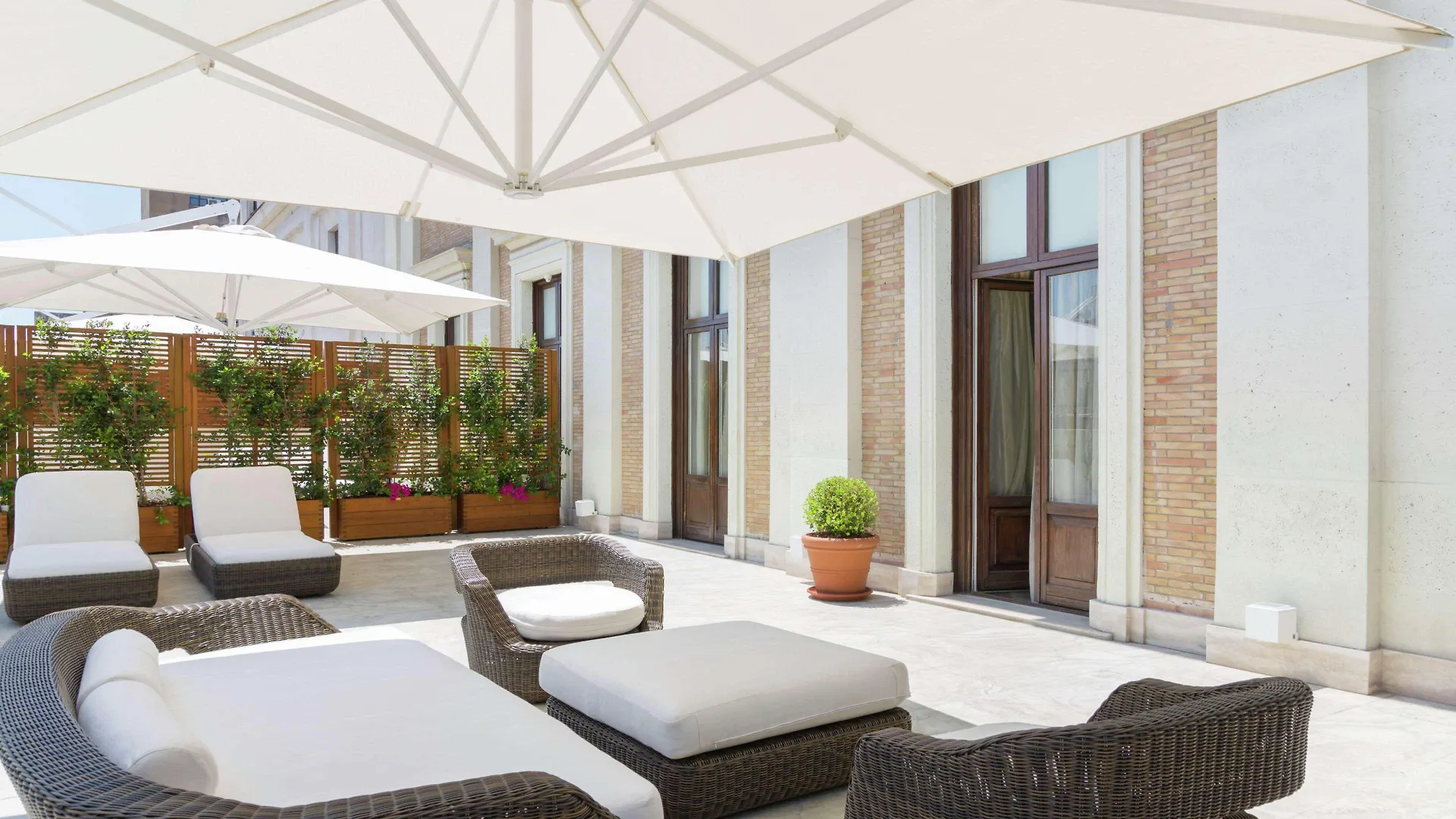 Aleph Rome Hotel, Curio Collection By Hilton Italy